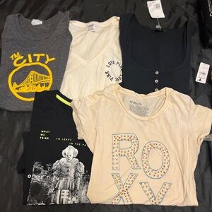 Bundle 5 women’s t-shirts small Roxy, Victoria’s Secret, forever 21, H&M